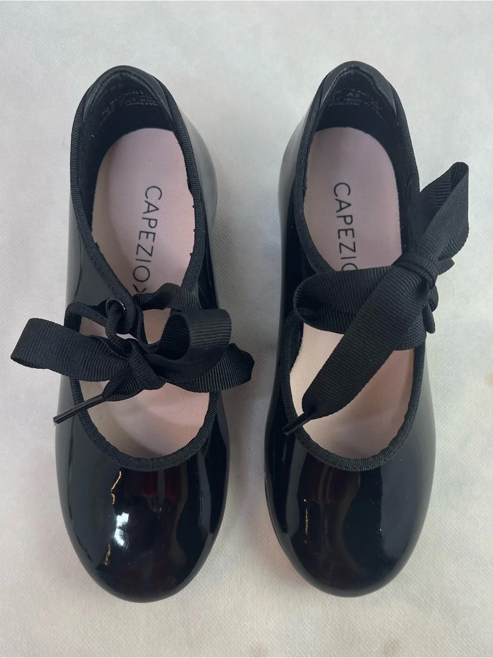 Capezio Girls Jr. Tyette Tap Shoe, Black Patent, 12 M US Little kids